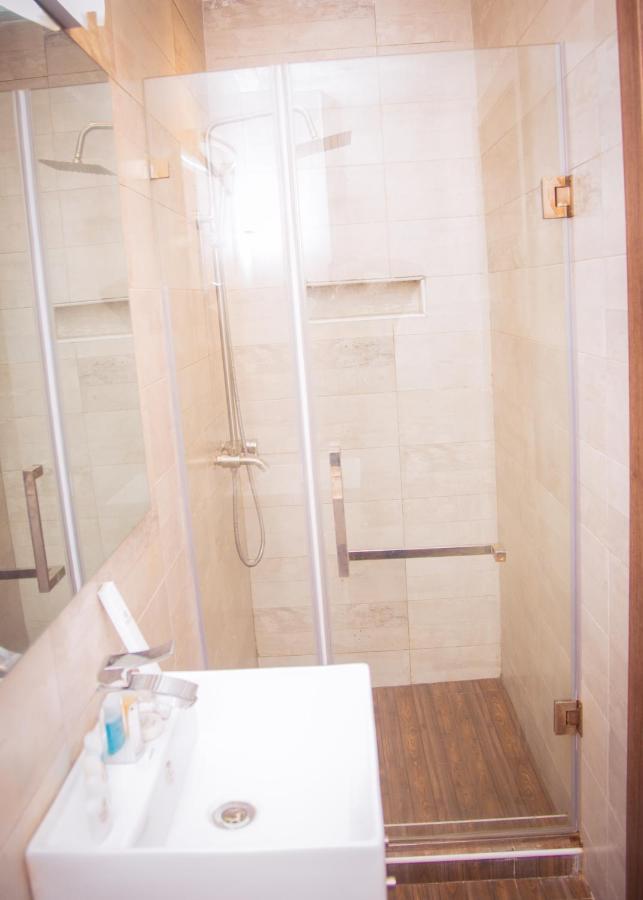 James Court Hotel & Luxury Apartments Lekki Exterior foto